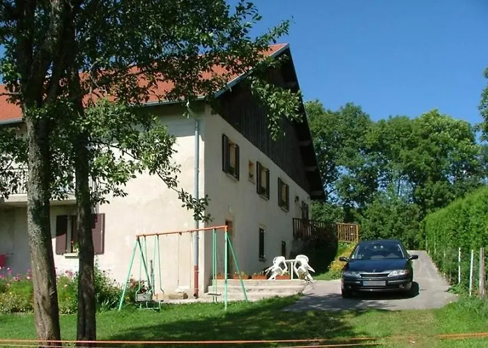 Gite De 6 Personnes La Faviere